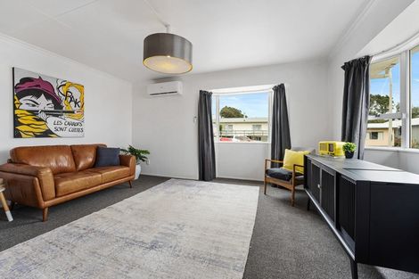 Photo of property in 1/18 Herekawe Drive, Spotswood, New Plymouth, 4310