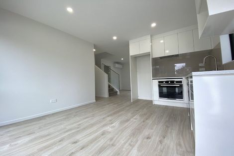 Photo of property in 16b Cardiff Road, Pakuranga, Auckland, 2010