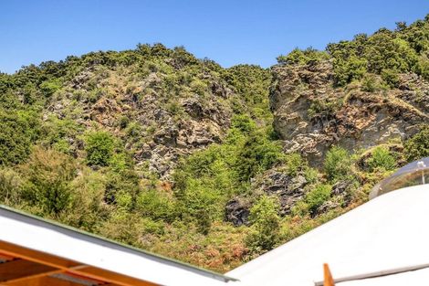 Photo of property in Manuka Grove, 13 Ewing Place, Albert Town, Wanaka, 9305