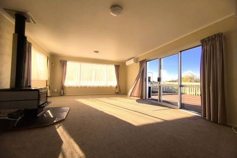 Photo of property in 21 Rosewarne Crescent, Glendene, Auckland, 0602