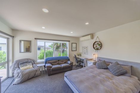 Photo of property in 106 Wharerangi Road, Greenmeadows, Napier, 4112