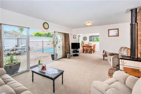 Photo of property in 6 Ranfurly Place, Te Kamo, Whangarei, 0112