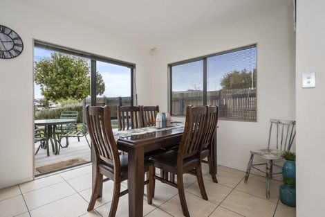 Photo of property in 118 Meander Drive, Welcome Bay, Tauranga, 3112