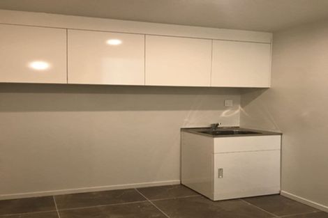 Photo of property in 3 Gamble Way, Massey, Auckland, 0614