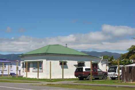 Photo of property in 24 Fonblanque Street, Westport, 7825