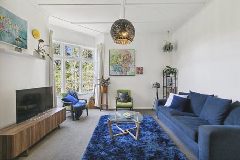 Photo of property in 80 Glenmore Street, Northland, Wellington, 6012