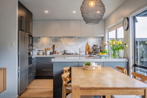 Photo of property in 2/59 Dalwhinnie Parade, Highland Park, Auckland, 2010