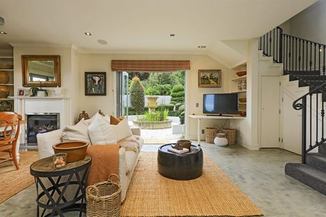 Photo of property in 137 Blackbarn Road, Havelock North, 4294