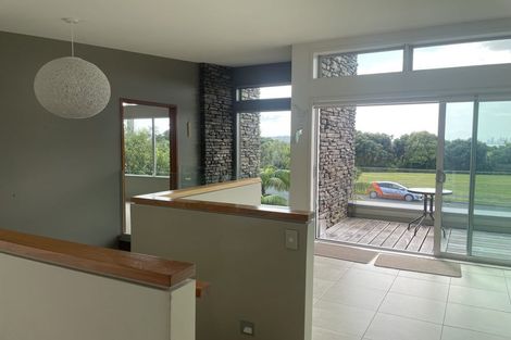 Photo of property in 47 Spinnaker Drive, Te Atatu Peninsula, Auckland, 0610