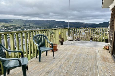 Photo of property in 35 Westhaven Drive, Tawa, Wellington, 5028