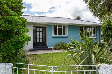 Photo of property in 118 Brandon Street, Featherston, 5710