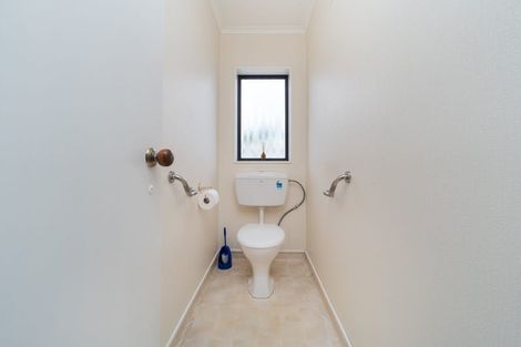 Photo of property in 8 Oxford Street, Hokowhitu, Palmerston North, 4410