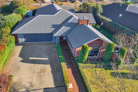 Photo of property in 42 Sycamore Close, Rangiora, 7400