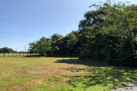 Photo of property in 235 Tararua Road, Levin, 5571