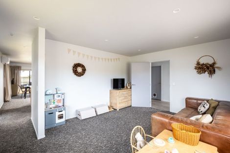 Photo of property in 3 Customhouse Street, Bell Block, New Plymouth, 4312