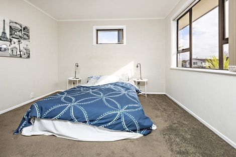 Photo of property in 13 Jenkins Place, Manurewa East, Auckland, 2102