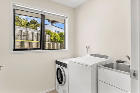 Photo of property in 53 Centennial Drive, Whitianga, 3510