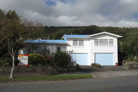 Photo of property in 4 Purdy Street, Naenae, Lower Hutt, 5011