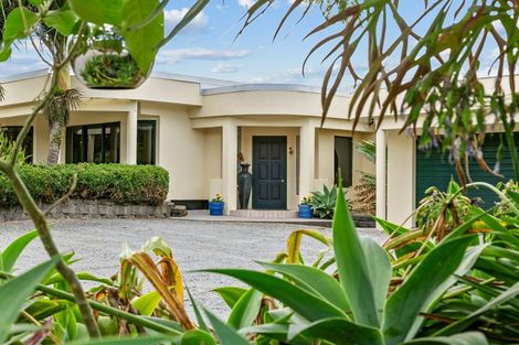 Photo of property in 10 Matarau Road, Matarau, Kamo, 0185