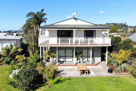 Photo of property in 124 Pepe Road, Tairua, 3508