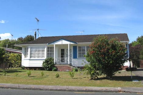 Photo of property in 2/118 Sycamore Drive, Sunnynook, Auckland, 0620