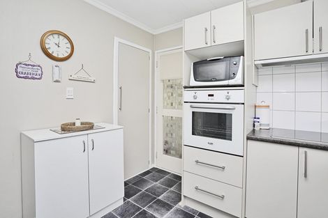 Photo of property in 19 Charles Street, Grasmere, Invercargill, 9810