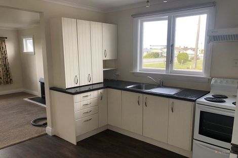 Photo of property in 37 Wilkin Street, Waimate, 7924