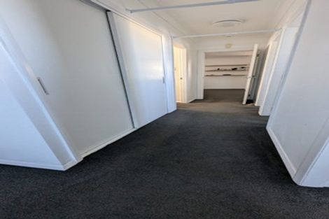 Photo of property in 11 Cintra Place, Glen Innes, Auckland, 1072