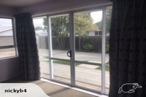 Photo of property in 11 Thurso Place, New Brighton, Christchurch, 8083