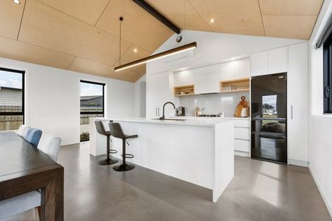 Photo of property in 3 Pepperwood Green, Albert Town, Wanaka, 9305