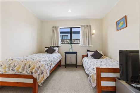 Photo of property in 5a Hillview Road, Waihi Beach, 3611