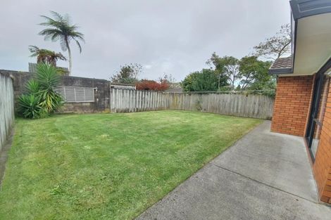 Photo of property in 350e Great South Road, Opaheke, Papakura, 2113