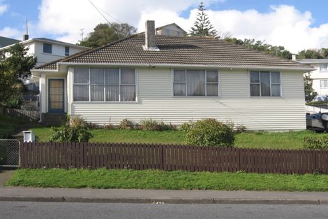 Photo of property in 90a Hampshire Street, Cannons Creek, Porirua, 5024