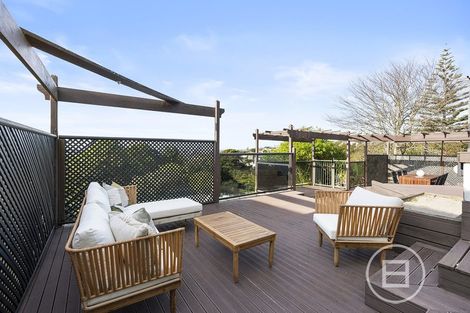 Photo of property in 11 Beatrice Avenue, Hillcrest, Auckland, 0627