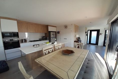 Photo of property in 148a Hutchinsons Road, Bucklands Beach, Auckland, 2014