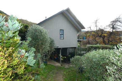 Photo of property in 9 Glas Brae, Governors Bay, Lyttelton, 8971