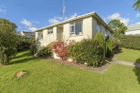 Photo of property in 20 Arawata Avenue, Welcome Bay, Tauranga, 3112