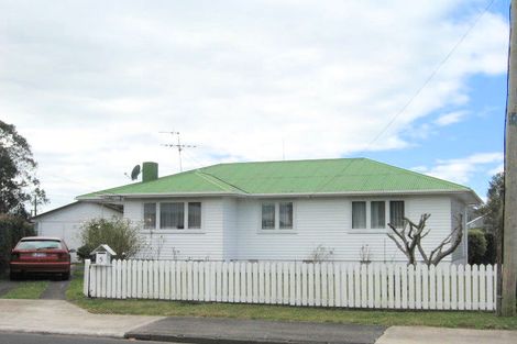 Photo of property in 5 Mountbatten Place, Papakura, 2110