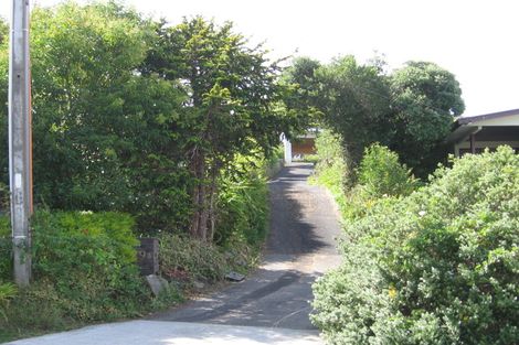 Photo of property in 2/29 Bayview Road, Browns Bay, Auckland, 0630