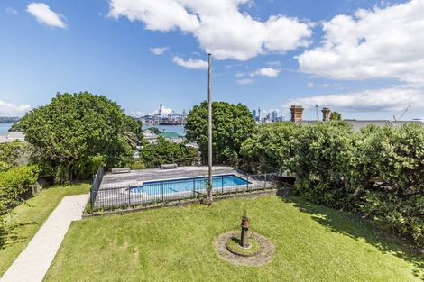 Photo of property in 55 Clarence Street, Devonport, Auckland, 0624