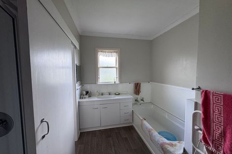 Photo of property in 21 Tasman Street, Levin, 5510