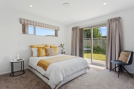 Photo of property in 2/28 Ottawa Road, Wainoni, Christchurch, 8061