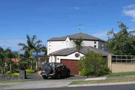 Photo of property in 58 Penguin Drive, Murrays Bay, Auckland, 0630
