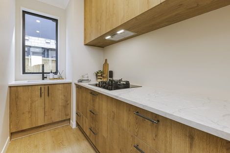 Photo of property in 3 Ridgehill Rise, Flat Bush, Auckland, 2019