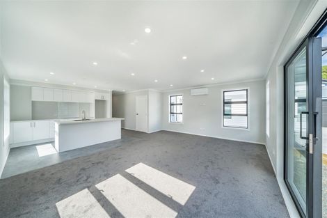 Photo of property in 4c Pohutukawa Street, Woburn, Lower Hutt, 5010