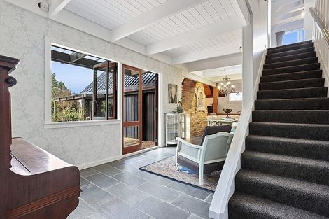 Photo of property in 43 West Lynn Road, Titirangi, Auckland, 0604