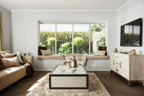 Photo of property in 16 Fifth Avenue, Avenues, Whangarei, 0110