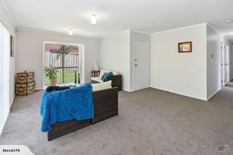 Photo of property in 8 Colt Place, Randwick Park, Auckland, 2105