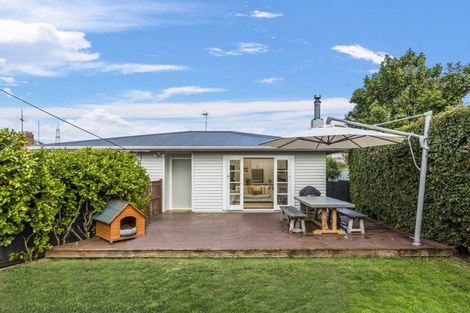 Photo of property in 22 Karamu Street, Te Atatu Peninsula, Auckland, 0610