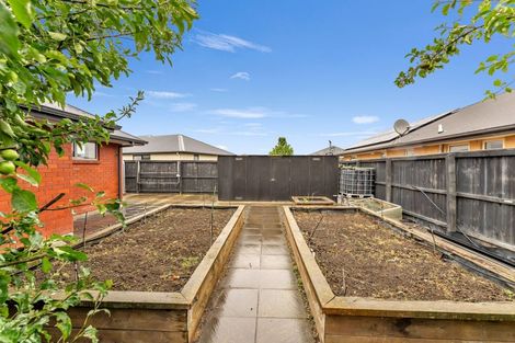 Photo of property in 71 Beaumont Drive, Rolleston, 7614